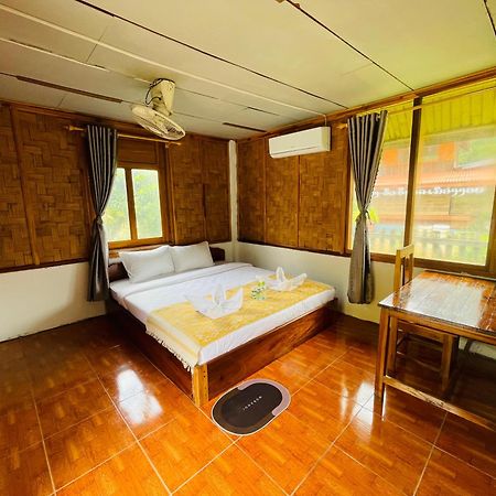 Nong Khiaw Ing Ing Mountain View Bed & Breakfast Dış mekan fotoğraf