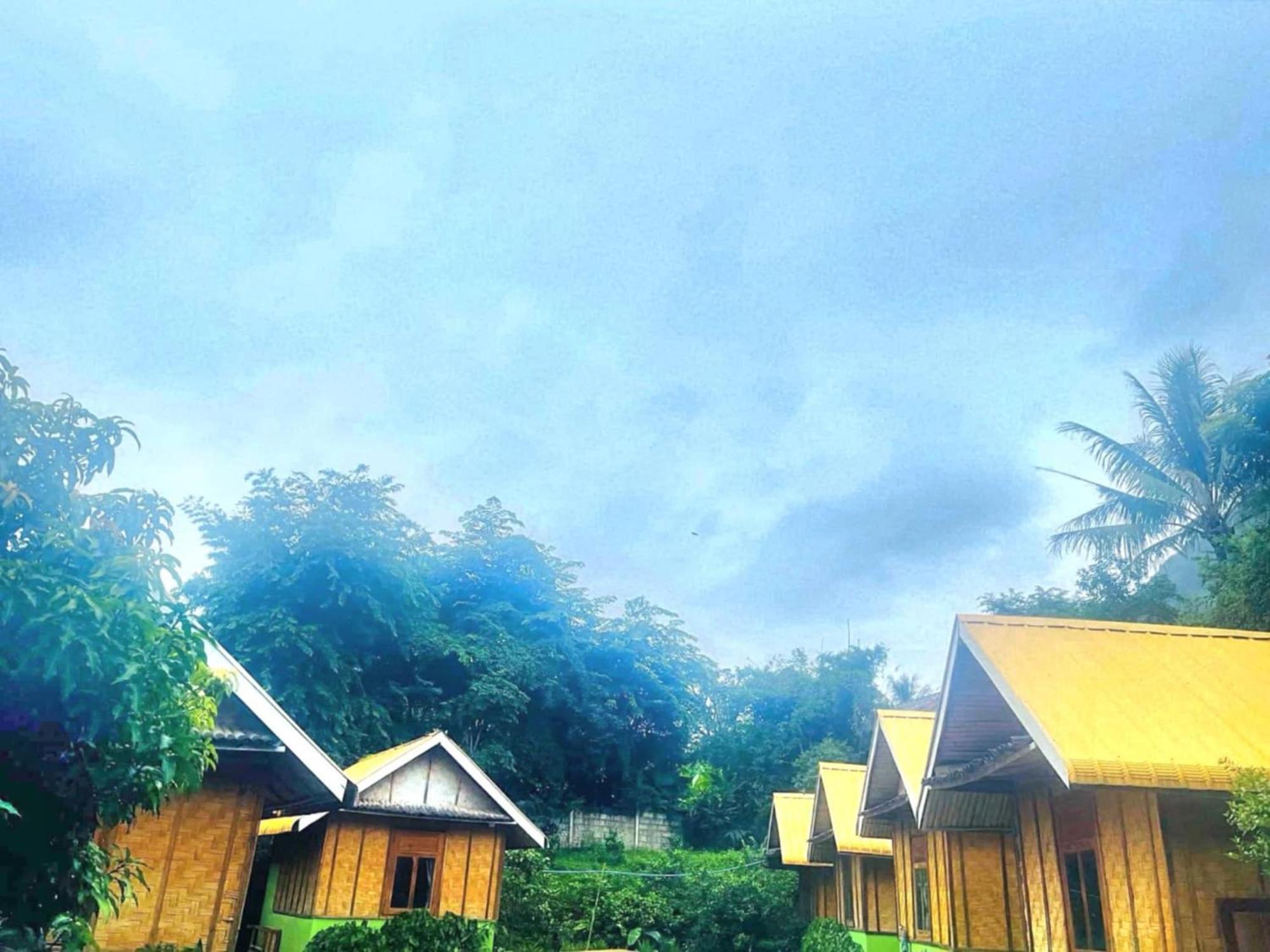 Nong Khiaw Ing Ing Mountain View Bed & Breakfast Dış mekan fotoğraf
