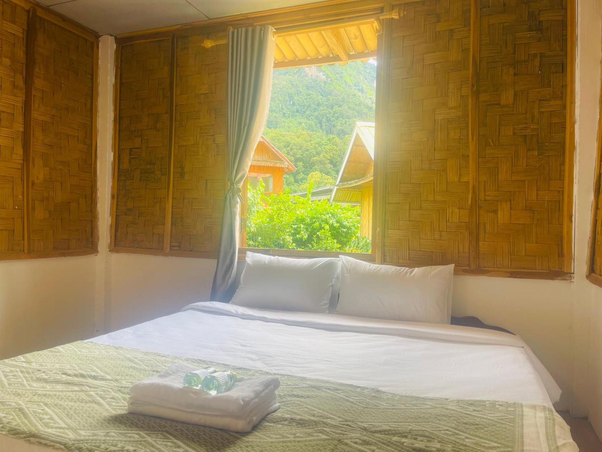 Nong Khiaw Ing Ing Mountain View Bed & Breakfast Dış mekan fotoğraf
