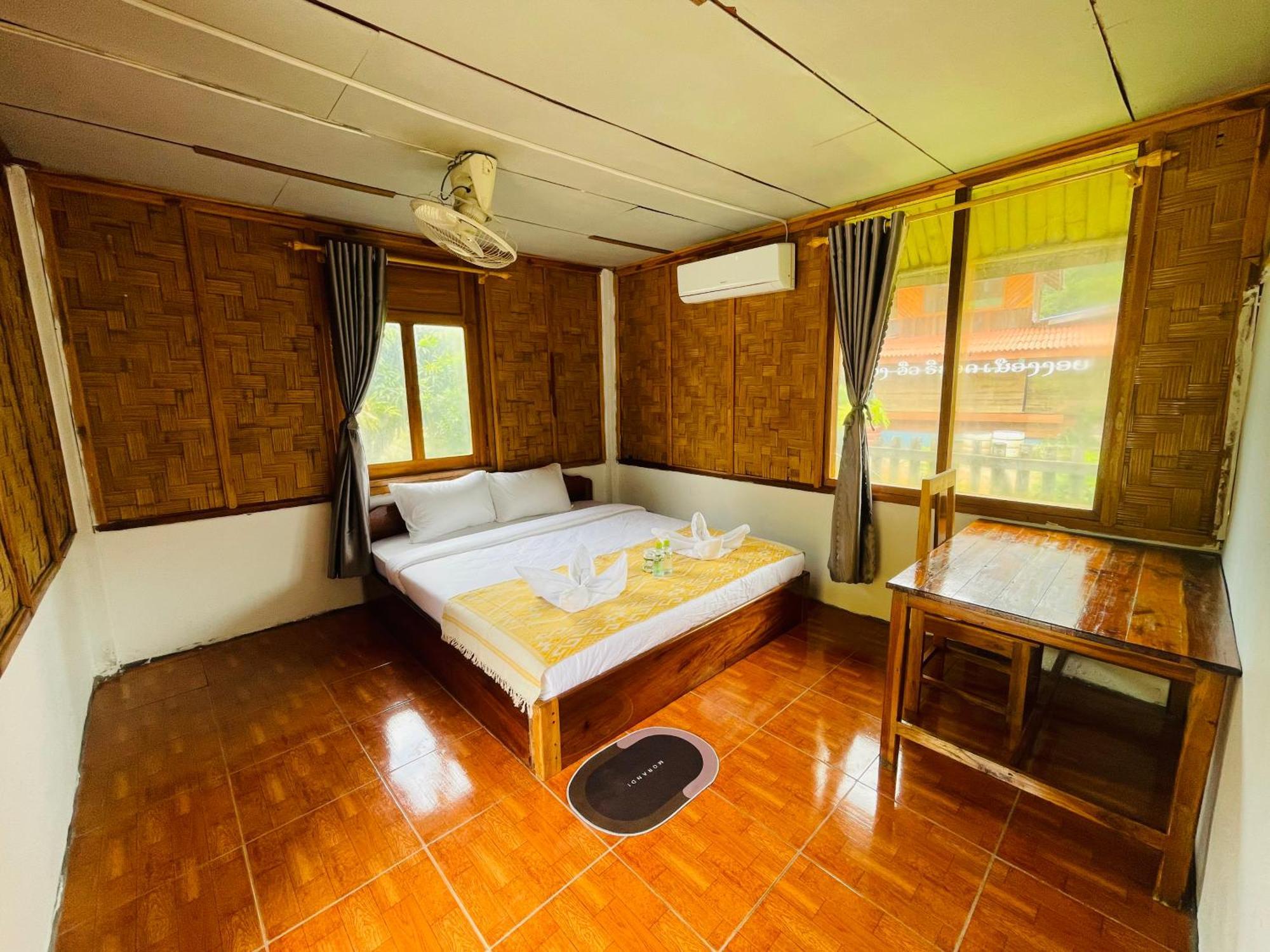 Nong Khiaw Ing Ing Mountain View Bed & Breakfast Dış mekan fotoğraf